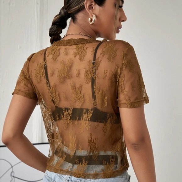 NWOT Gold Lace Top - Picture 2 of 3